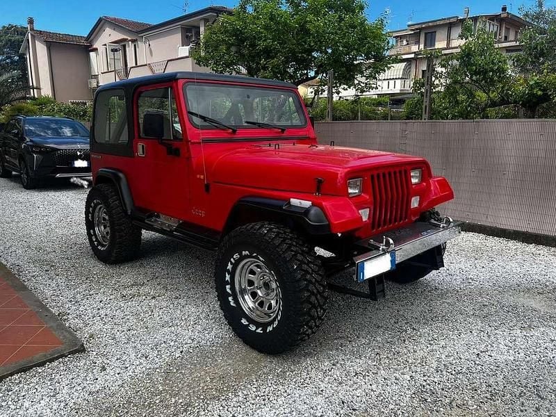 Usata Jeep Wrangler Laredo 103 CV (75 kW) 1989 SUV