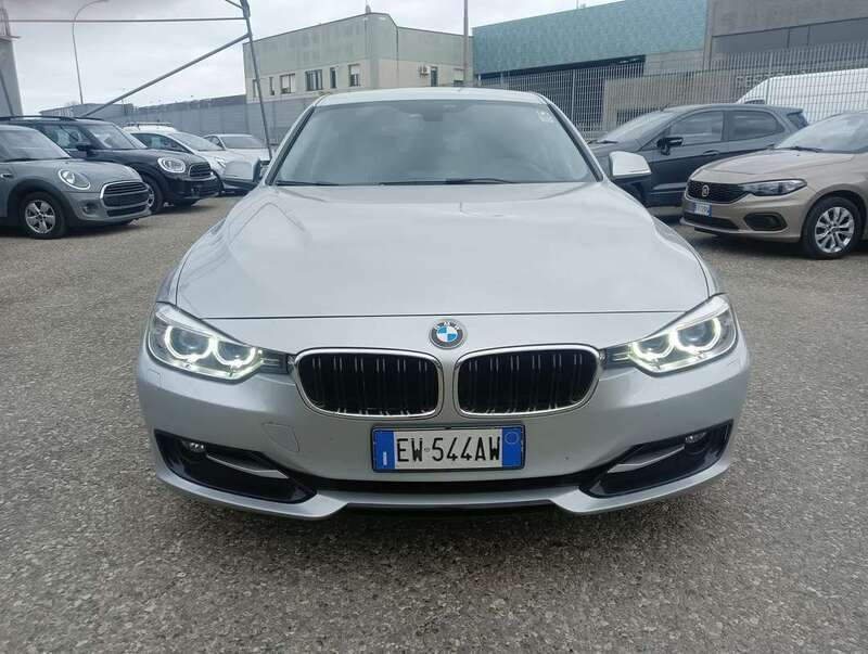Usato 2014 BMW 316 2.0 Diesel 116 CV (8.700 €)
