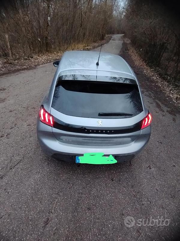 Usata Peugeot 208 100 kW (136 CV) 2022 Grigio Utilitaria