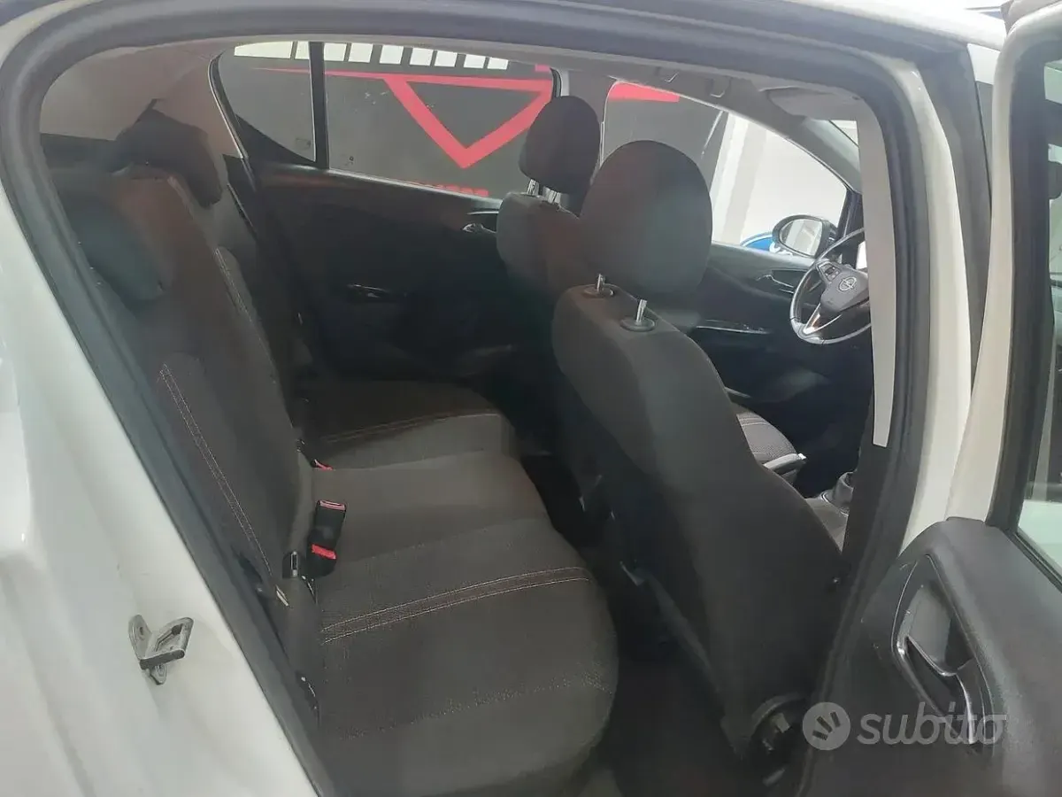Usata Opel Corsa 90 CV (66 kW) 2018 Bianco Utilitaria