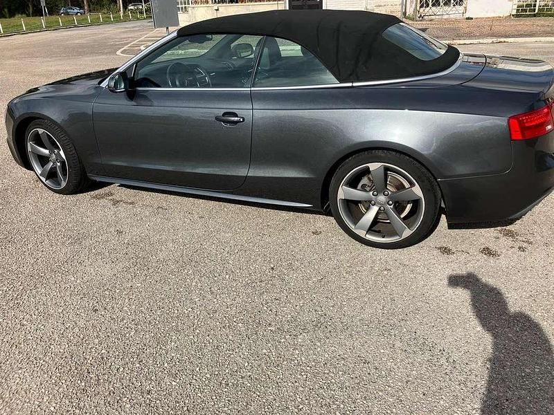 Usata Audi A5 Cabriolet Advanced Plus 177 CV (130 kW) 2013 Grigio Cabrio