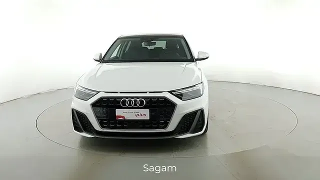 Usata Audi A1 S-Line 150 CV (110 kW) 2024 Bianco ghiaccio metallizzato SUV