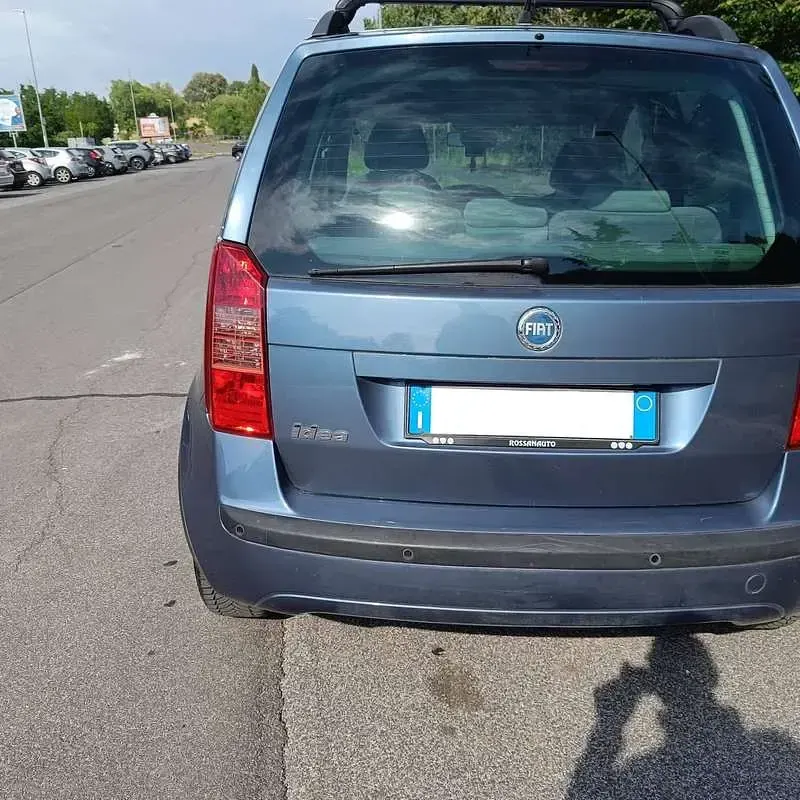 Usata Fiat Idea Emotion 95 CV (69 kW) 2004 Blu/azzurro Monovolume
