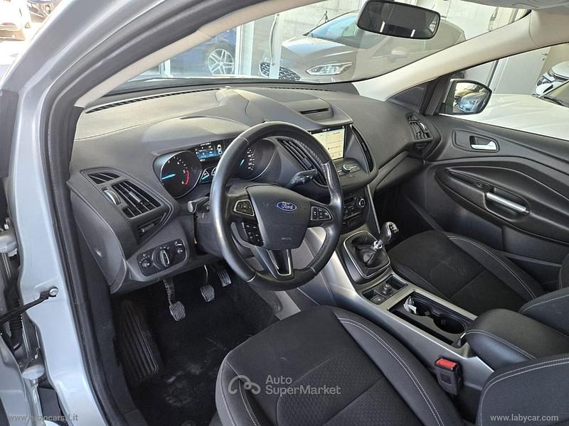 Usata Ford Kuga Business Edition 120 CV (88 kW) 2019 Argento SUV