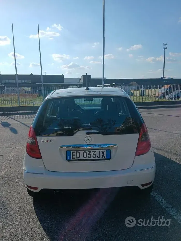 Usata Mercedes A160 95 CV (69 kW) 2010 Bianco Berlina