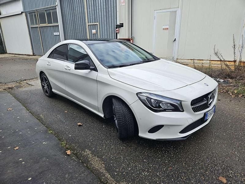 Usata Mercedes CLA180 Premium 122 CV (89 kW) 2016 Other Berlina