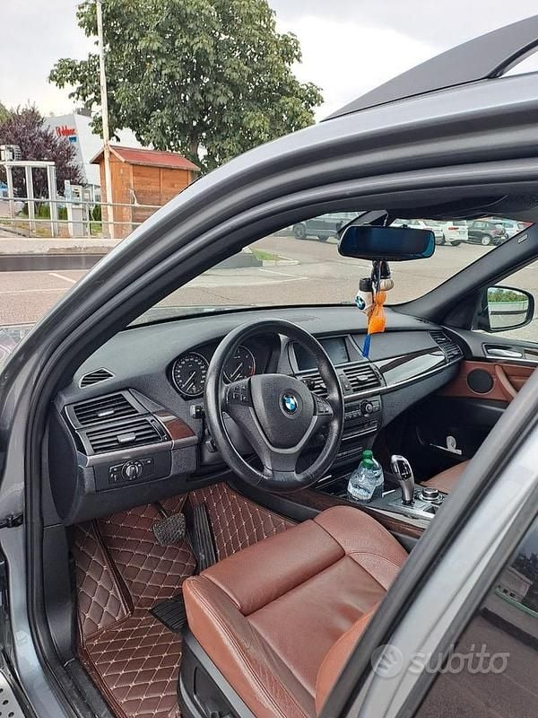 Usata BMW X5 2011 Blu SUV