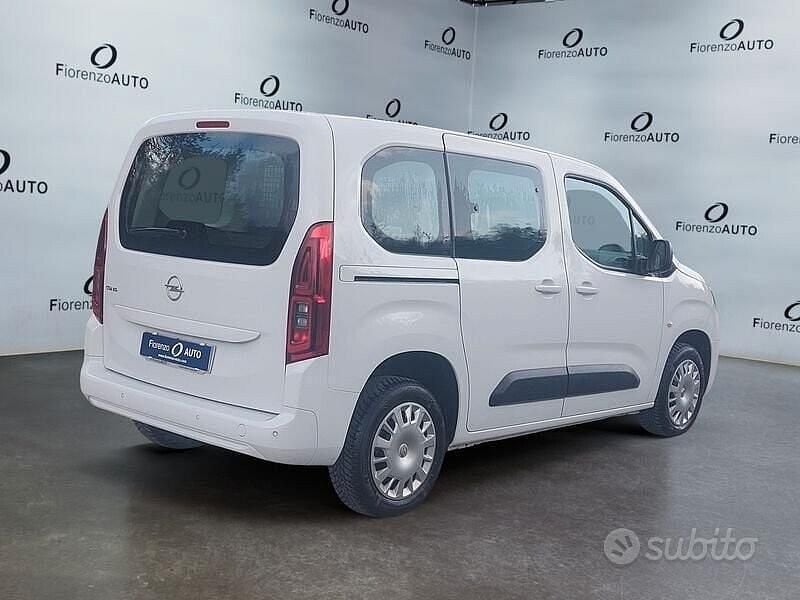 Usata Opel Combo Edition 102 CV (75 kW) 2022 Bianco Monovolume