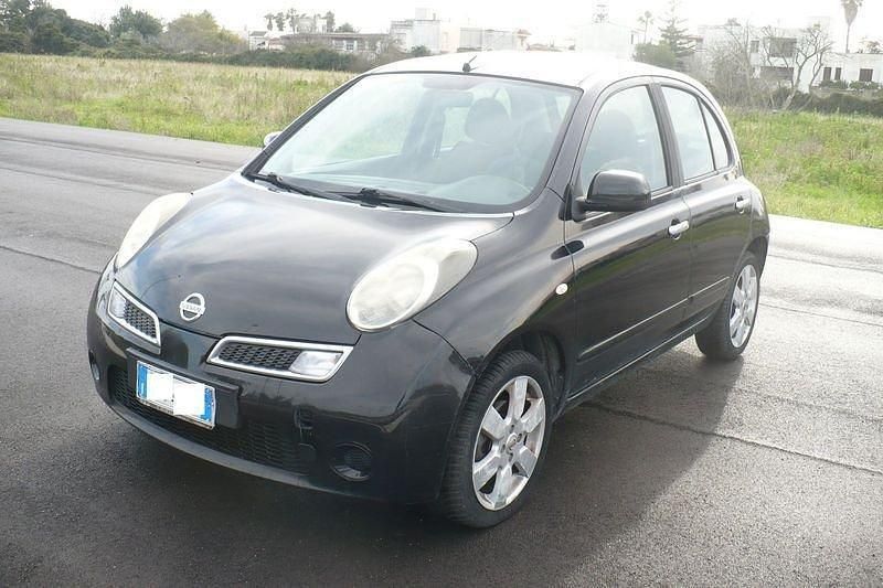 Usata 2010 Nissan Micra Tre volumi | 1200 € - Immagine 1/4
