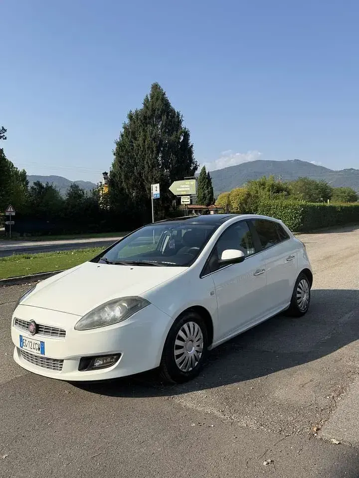 Usata Fiat Bravo Sport 140 CV (102 kW) 2011 Other Utilitaria