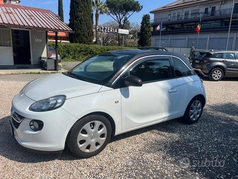Usata Opel Adam Slam 70 CV (51 kW) 2019 Bianco Utilitaria
