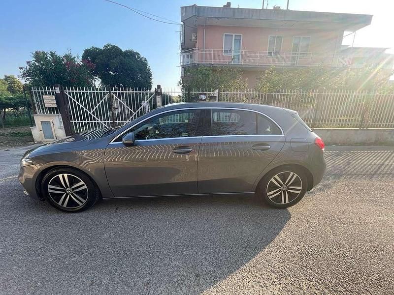 Usata Mercedes A180 116 CV (85 kW) 2019 Berlina
