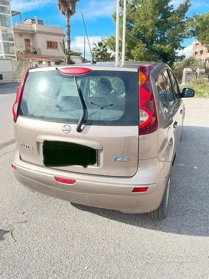 Usata Nissan Note 88 CV (64 kW) 2010 Utilitaria