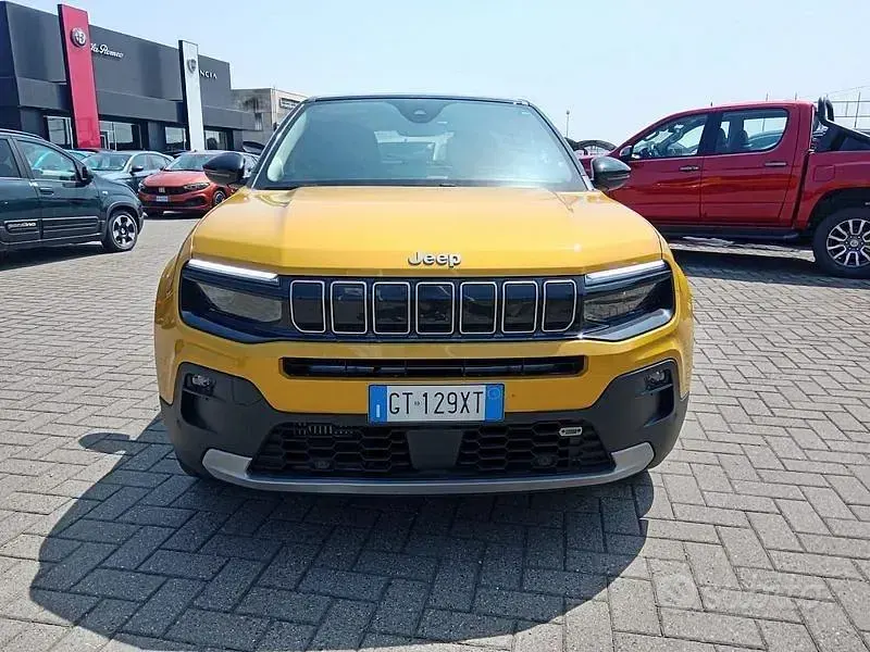 Usata Jeep Avenger Summit 101 CV (74 kW) 2024 Giallo SUV