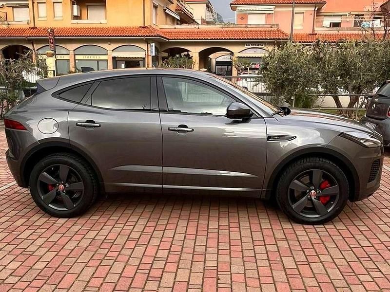 Begagnad Jaguar E-Pace S 150 HK (110 kW) 2019 Grå SUV