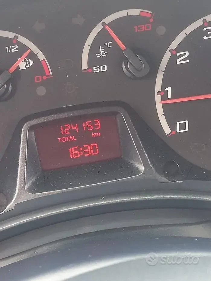 Usata Ford Ka 69 CV (50 kW) 2012 Bianco Utilitaria