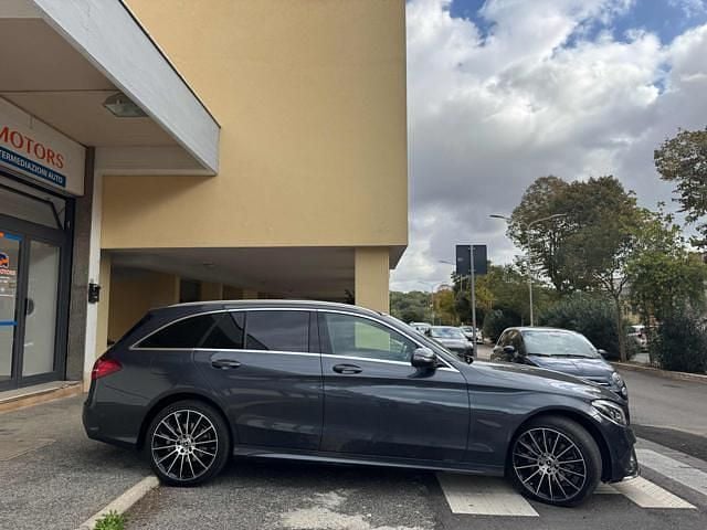 Usata Mercedes C220 Premium 170 CV (125 kW) 2015 Grigio scuro Station wagon