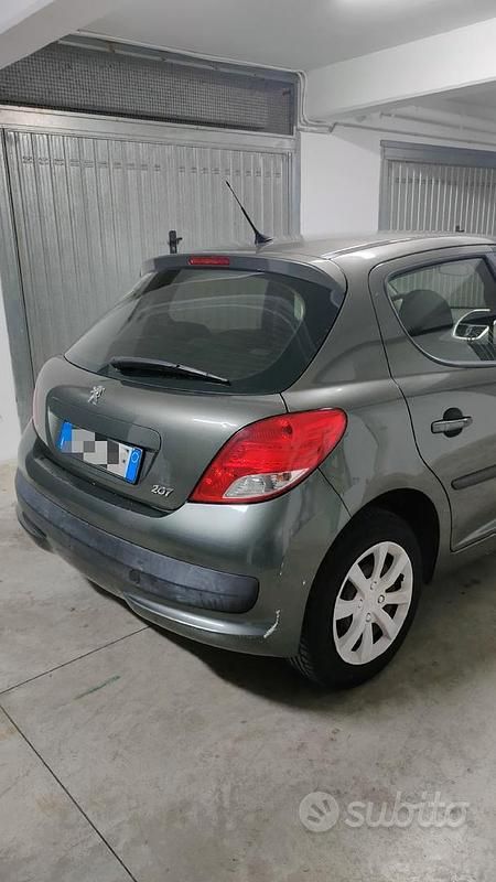 Usata Peugeot 207 88 CV (64 kW) 2010 Grigio Berlina