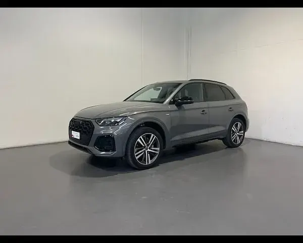 Usata Audi Q5 S-line plus 299 CV (219 kW) 2024 Grigio chronos metallizzato SUV