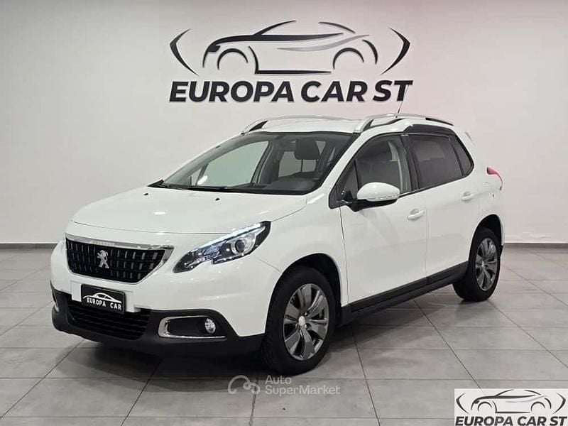 Usata Peugeot 2008 Allure 102 CV (75 kW) 2019 Bianco SUV