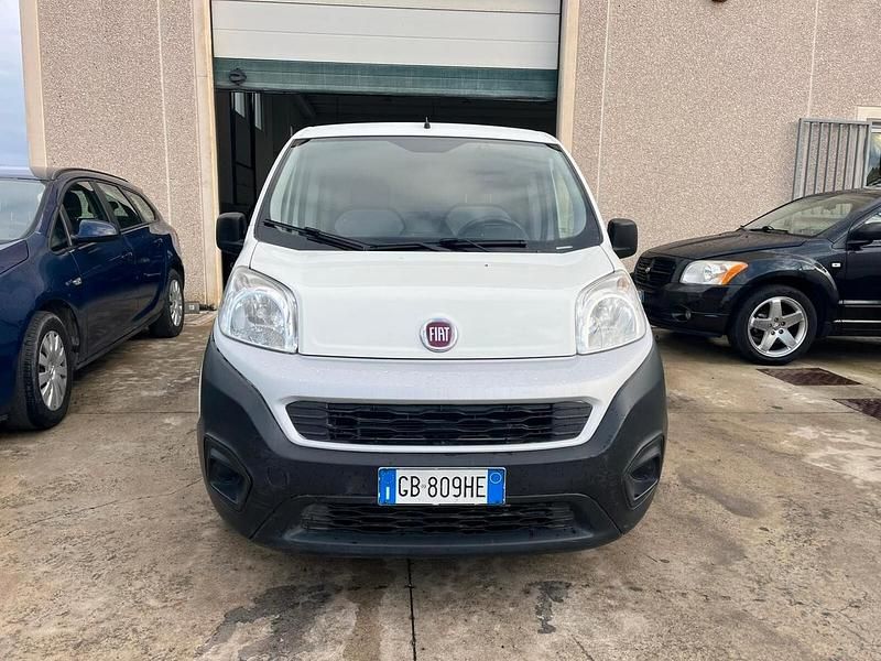 Bianco Usata 2020 Fiat Fiorino Monovolume | 8000 € (Ottimo prezzo) - Immagine 1/4