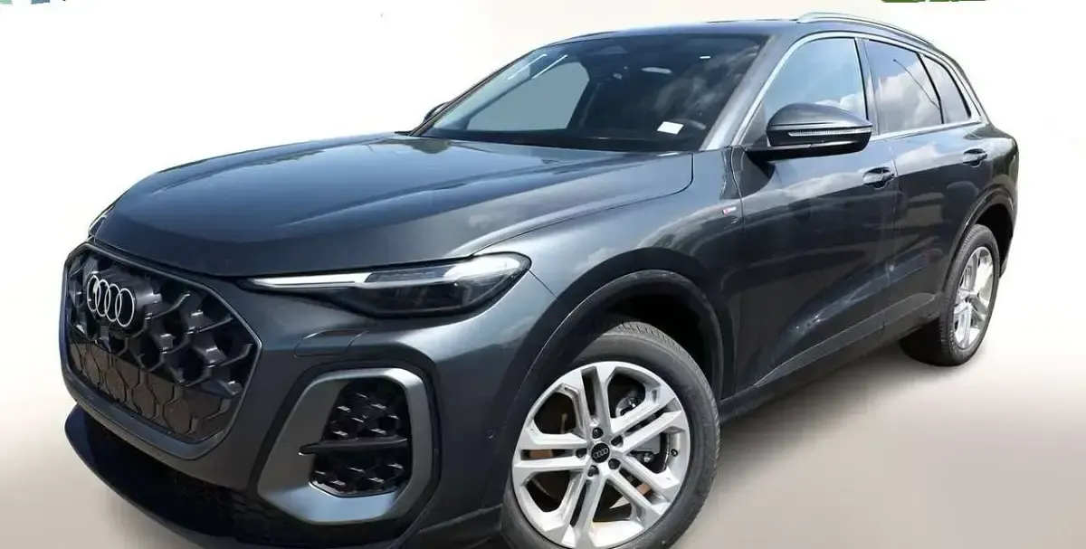 Nuova Audi Q5 S-Line 204 CV (150 kW) 2026 Grigio daytona metallizzato SUV