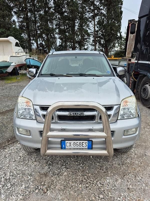 Grigio Usata 2006 Isuzu D-Max Pick-up | 3000 € - Immagine 1/4