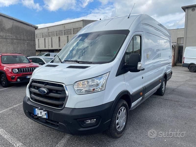 Usata Ford Transit Trend 170 CV (125 kW) 2022 Bianco pastello Berlina