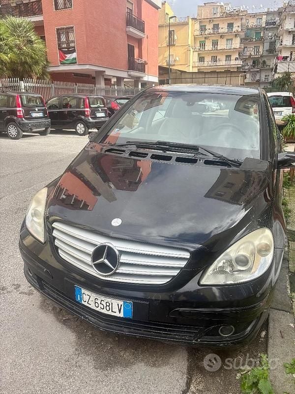 Usata Mercedes B200 2007 Nero Monovolume