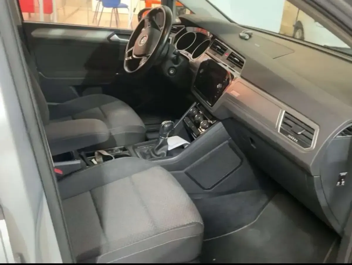 Usata VW Touran Business 116 CV (85 kW) 2018 Argento Monovolume