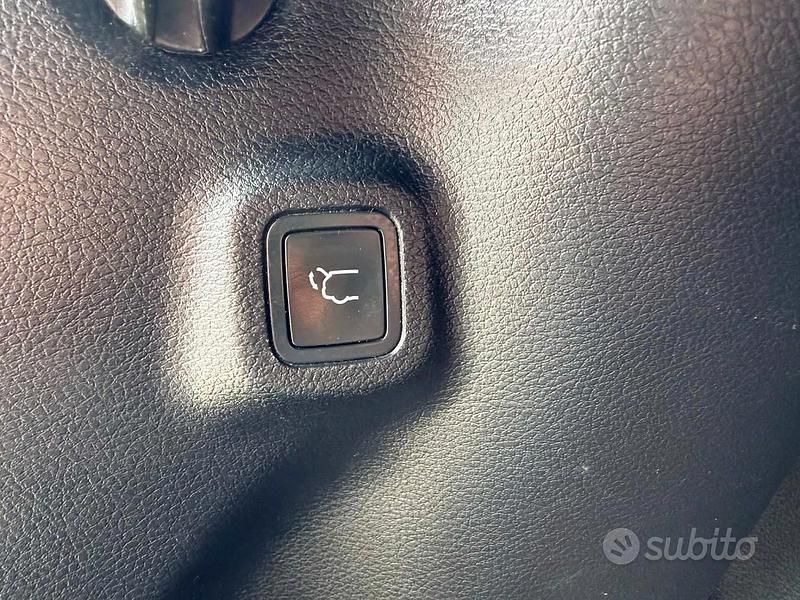 Usata Jeep Compass Limited 140 CV (102 kW) 2018 Bianco SUV