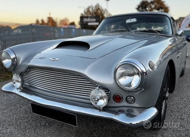 Usata 1960 Aston Martin DB4 Coupé | 590.000 € - Immagine 1/4