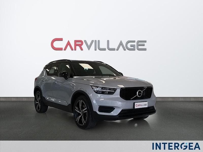 Usata Volvo XC40 R-Design 163 CV (119 kW) 2021 Argento SUV