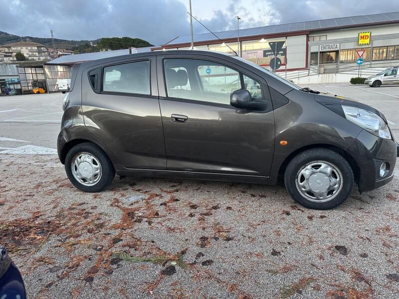 Usata Chevrolet Spark LS 65 CV (47 kW) 2011 Grigio Utilitaria