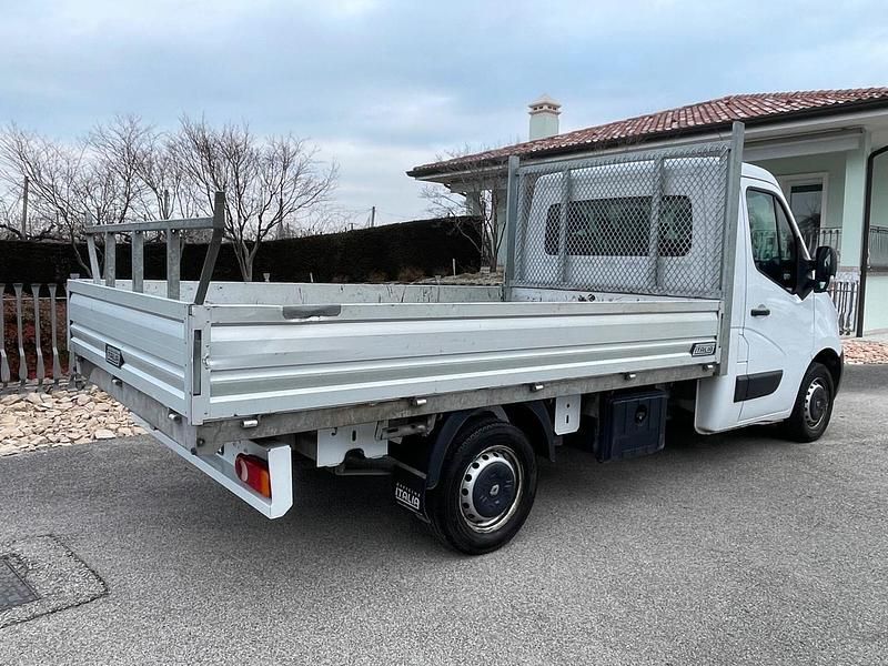 Usata Renault Master 145 CV (106 kW) 2019 Bianco