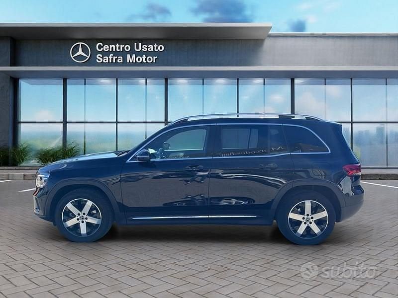 Usata Mercedes GLB200 150 CV (110 kW) 2021 Nero SUV