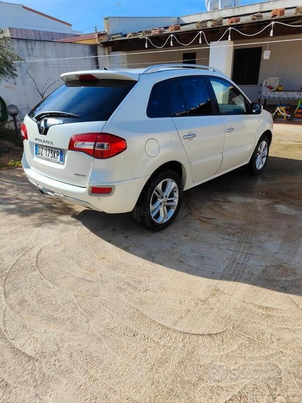 Usata Renault Koleos 2009 Bianco SUV