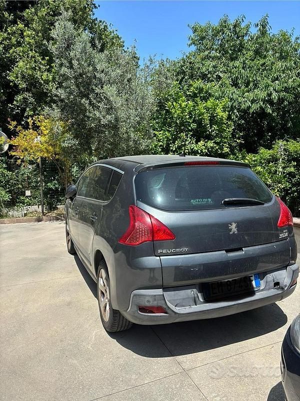 Usata Peugeot 3008 2012 Grigio Station wagon