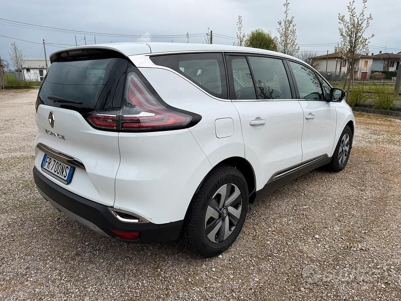 Usata Renault Espace Zen 130 CV (95 kW) 2018 Bianco Monovolume