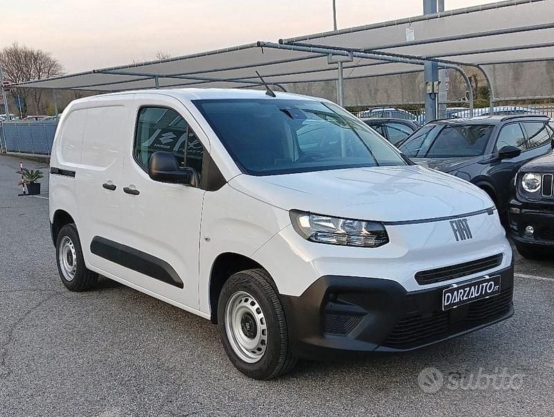 Nuova Fiat Doblò 100 CV (73 kW) 2025 Bianco Monovolume