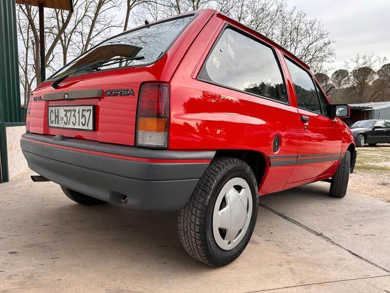 Usato 1992 Opel Corsa 1.2 Benzin 52 CV (3.400 €)