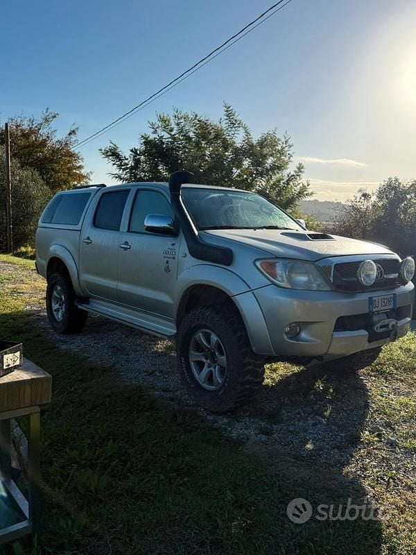 Usata Toyota HiLux 2007 Grigio Pick-up