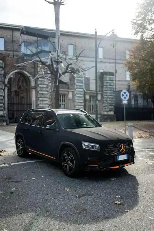 Usata Mercedes GLB200 AMG Line Premium 163 CV (119 kW) 2024 Nero SUV
