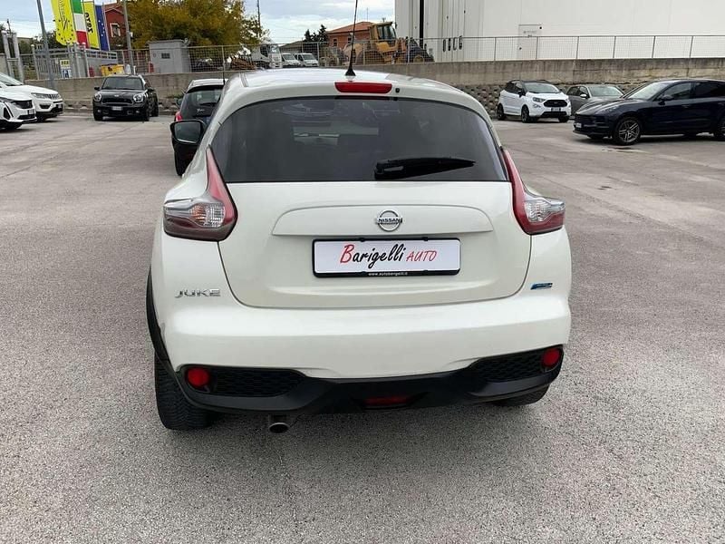 Usata Nissan Juke Tekna 110 CV (80 kW) 2015 Bianco SUV