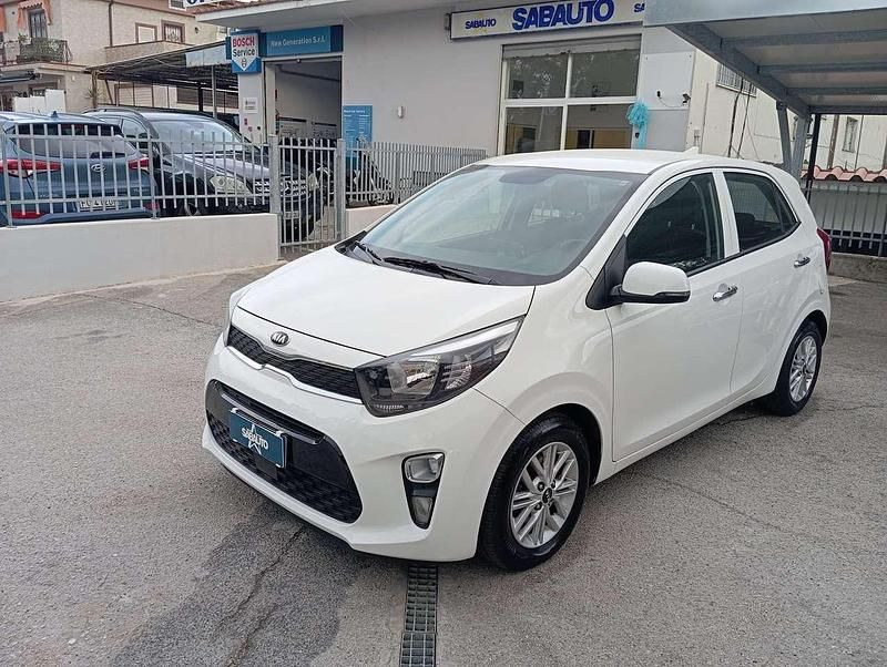 Bianco Usata 2021 Kia Picanto Urban Due volumi | 13.500 € (Buon prezzo) - Immagine 1/4