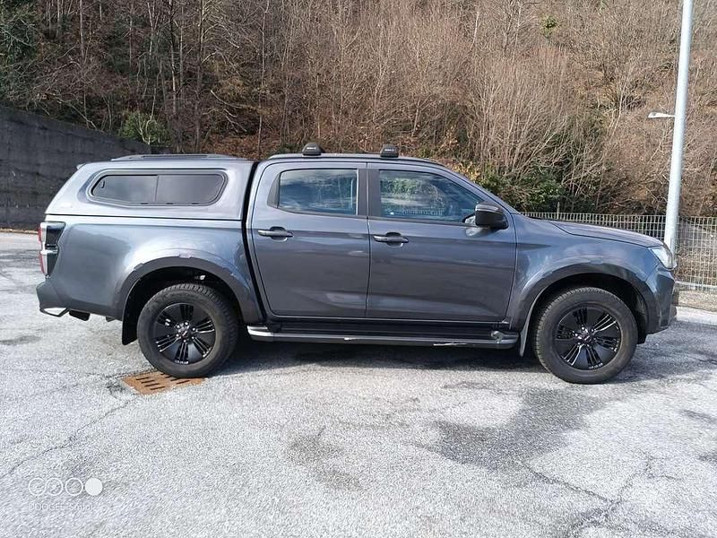 Usata Isuzu D-Max 163 CV (119 kW) 2021 Grigio Pick-up