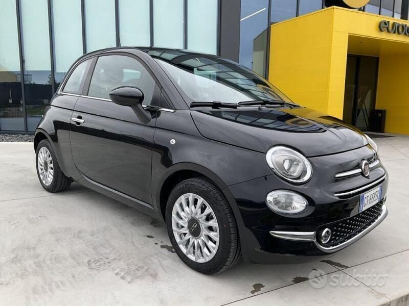 Usata Fiat 500 Dolcevita 69 CV (50 kW) 2024 Nero Utilitaria