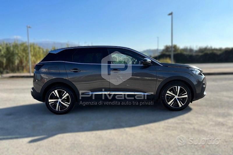 Usata Peugeot 3008 GT-line 131 CV (96 kW) 2019 Grigio Station wagon