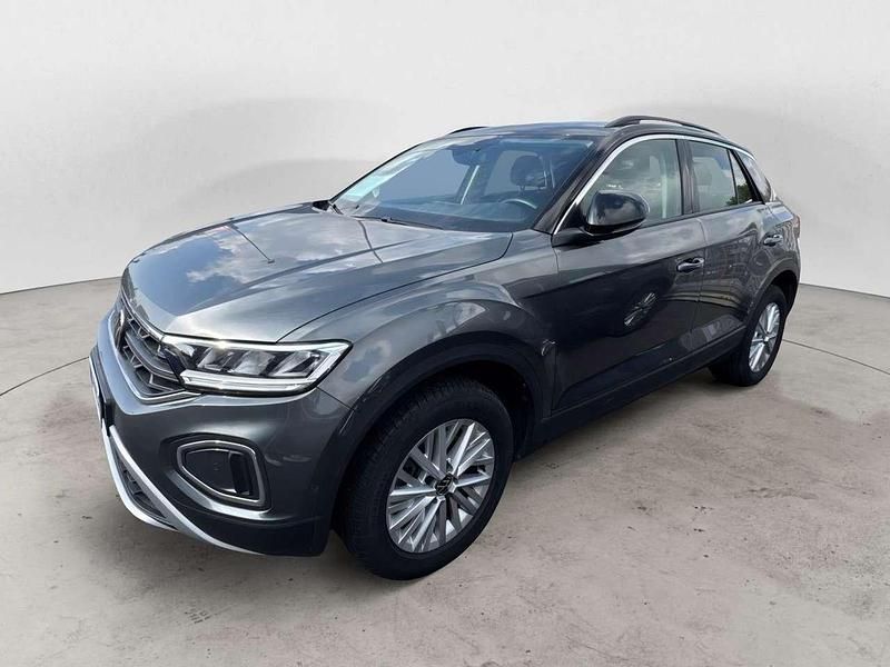 Usata VW T-Roc Life 150 CV (110 kW) 2024 Grigio SUV