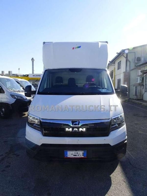 Usata MAN TGE 177 CV (130 kW) 2021 Bianco pastello Furgone